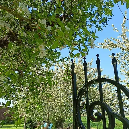 Les Du Galant Coucher De Soleil Frühstückspension 3*